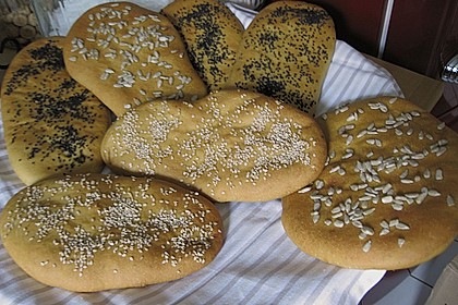 Frischkäsefladenbrot 38