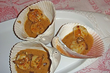 Jakobsmuscheln auf Fruchtchutney