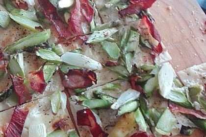 feuervogels Spargel - Flammkuchen 38