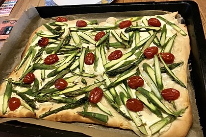 feuervogels Spargel - Flammkuchen 60