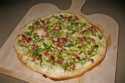 feuervogels Spargel - Flammkuchen 2