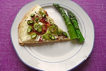 feuervogels Spargel - Flammkuchen 6