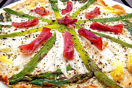 feuervogels Spargel - Flammkuchen 14