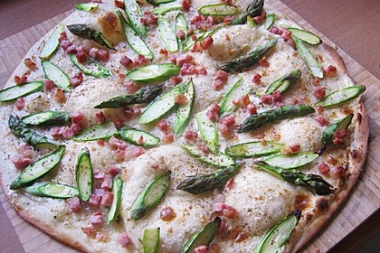 feuervogels Spargel - Flammkuchen 1