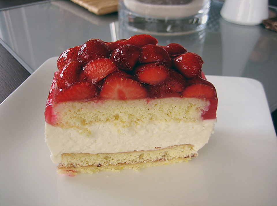 Erdbeer - Vanille - Sahne - Quark - Torte (Rezept mit Bild) | Chefkoch.de