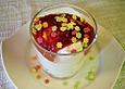 Zitronencreme mit  Beerenmus