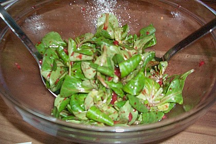 Feldsalat mit Himbeeren