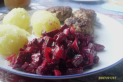 Rote Bete mit Gem&uuml;sezwiebeln 1