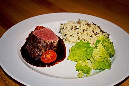 Herzhafte dunkle Sauce zu NT gegartem Fleisch 1