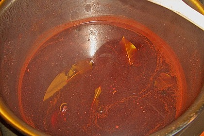 Herzhafte dunkle Sauce zu NT gegartem Fleisch 9