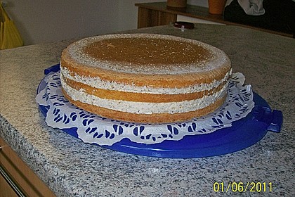 Sahne - Nuss -Torte 7