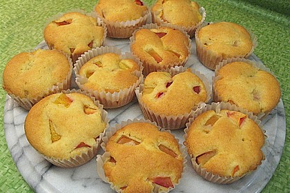 Muffins mit verschiedenem Obst 13
