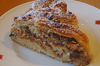 Hefekranz mit Apfel - Nuss - Füllung 8