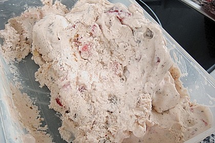Strawberry Cheesecake Ice Cream 1