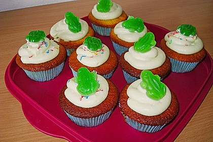 Zitronen - Cupcakes mit Waldmeister - Frischkäse - Creme 38