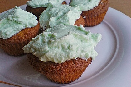 Zitronen - Cupcakes mit Waldmeister - Frischkäse - Creme 57