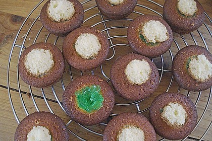Zitronen - Cupcakes mit Waldmeister - Frischkäse - Creme 69