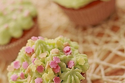 Zitronen - Cupcakes mit Waldmeister - Frischkäse - Creme 5
