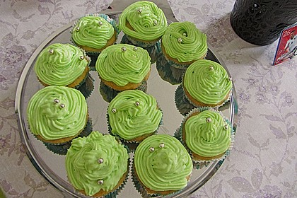 Zitronen - Cupcakes mit Waldmeister - Frischkäse - Creme 39