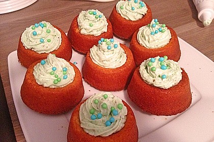 Zitronen - Cupcakes mit Waldmeister - Frischkäse - Creme 59