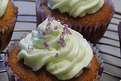 Zitronen - Cupcakes mit Waldmeister - Frischkäse - Creme 30