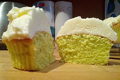 Zitronen - Cupcakes mit Waldmeister - Frischkäse - Creme 64