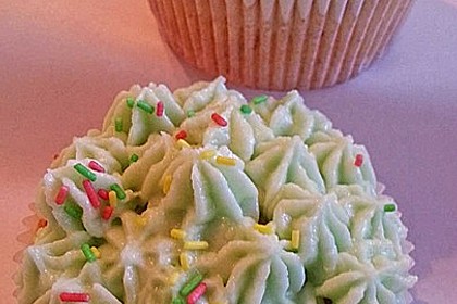 Zitronen - Cupcakes mit Waldmeister - Frischkäse - Creme 17