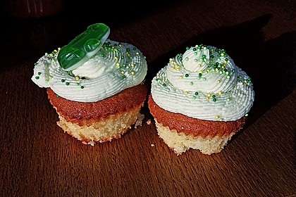 Zitronen - Cupcakes mit Waldmeister - Frischkäse - Creme 75
