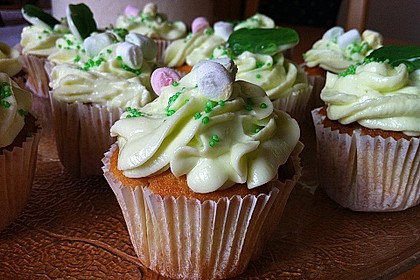 Zitronen - Cupcakes mit Waldmeister - Frischkäse - Creme 2