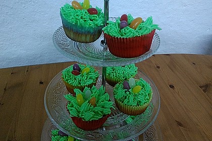 Zitronen - Cupcakes mit Waldmeister - Frischkäse - Creme 16