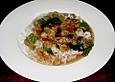Pad Cha mit verschiedenen Meeresfr&uuml;chten oder Fisch