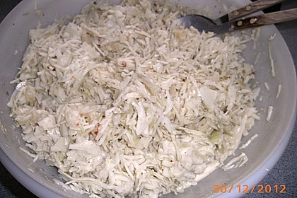 Krautsalat in wei&szlig;er Sauce &agrave; la Olaf