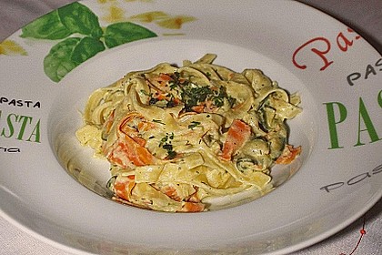Nudeln mit Gemüse und Frischkäse 5