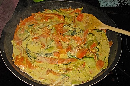 Nudeln mit Gemüse und Frischkäse 8