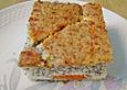 Brisanes Aprikosenkuchen mit Mohn und Quark