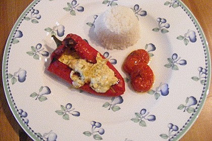 Gebackener Spitzpaprika gef&uuml;llt mit Kr&auml;uter - Schafsk&auml;secreme 5
