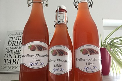 Erdbeer - Rhabarber - Likör 6