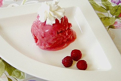 Himbeer - Buttermilch - Eis
