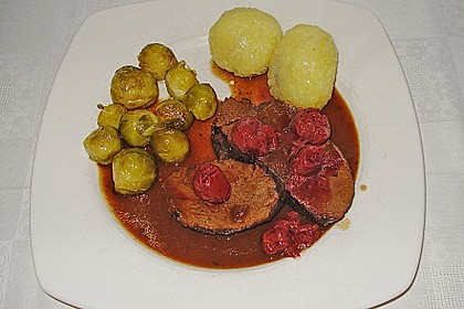 Hirschbraten in Rotwein - Kirschsauce 1