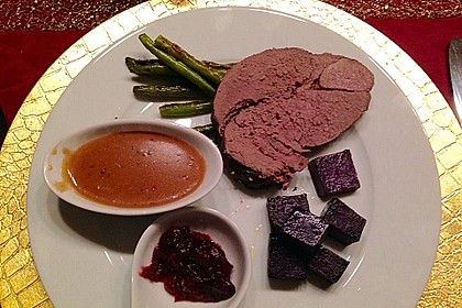 Hirschbraten in Rotwein - Kirschsauce 10