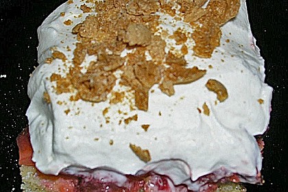 Joghurt - Tiramisu mit Erdbeeren