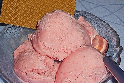 Erdbeer - Joghurt - Eis 2