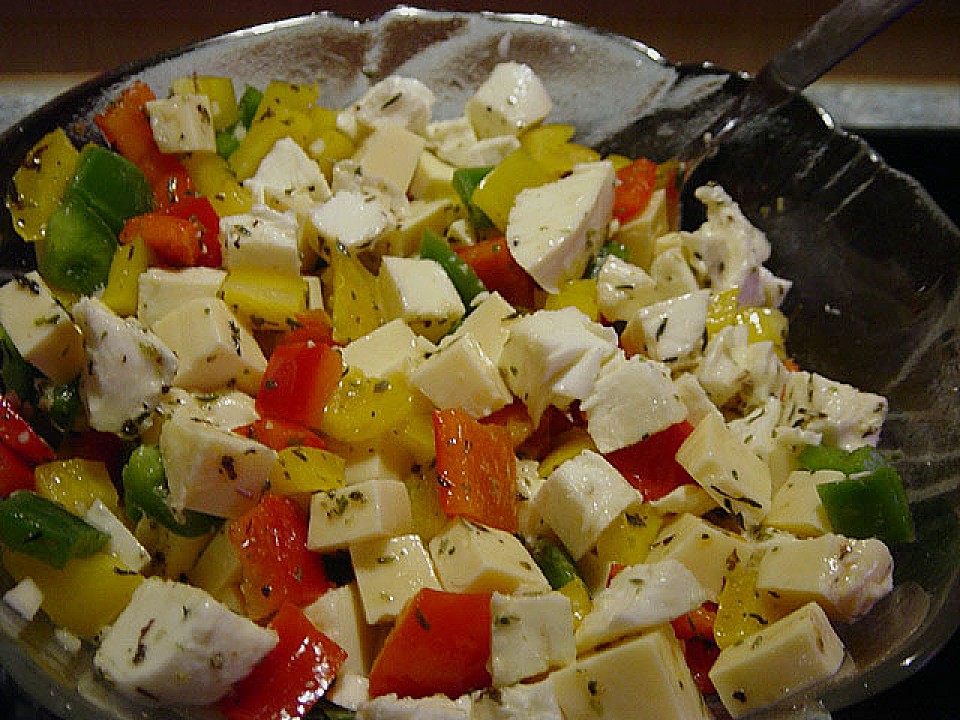 Paprika - Schafskäse - Salat (Rezept mit Bild) von schleckermäulchen ...