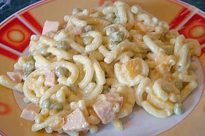Nudelsalat mit Curry