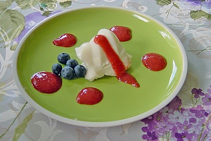 Kokos Panna Cotta 35