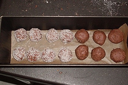 Kokostrüffel 22