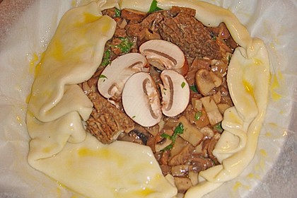 Pilztarte &aacute; la Lea Linster 1