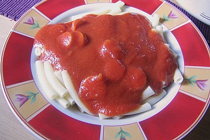 Makkaroni mit Tomatensoße nach Ossi - Art 14