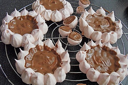 Baiser - Torteletts mit Erdbeeren 2