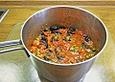 Bandnudeln mit Tomaten - Olivensauce auf mediterrane Art